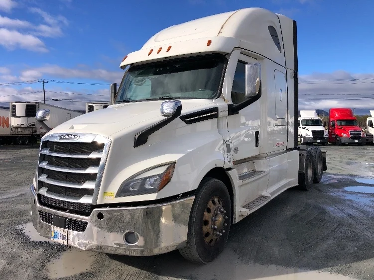 2020 Freightliner in Albany, NY — photo 3