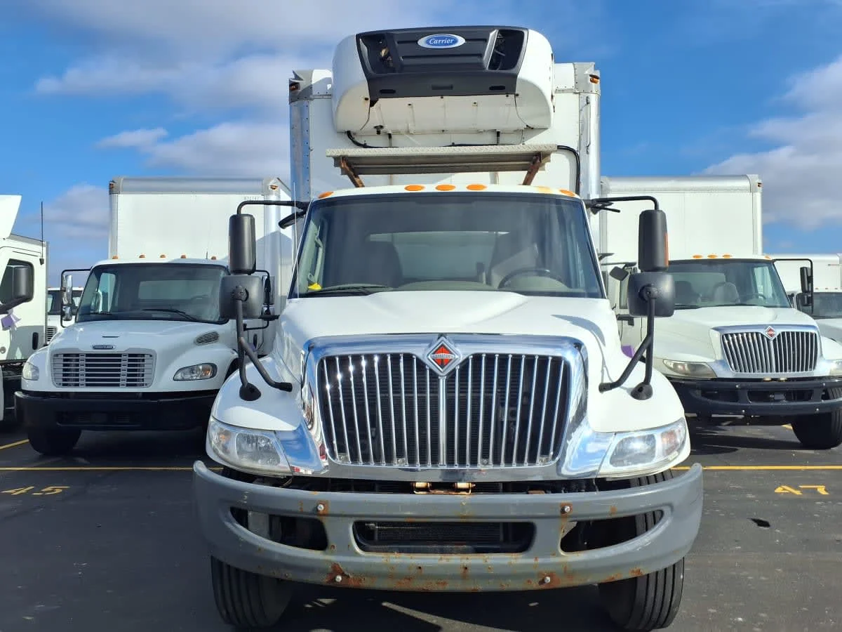 2018 International 4300 in Taylor, MI — photo 2