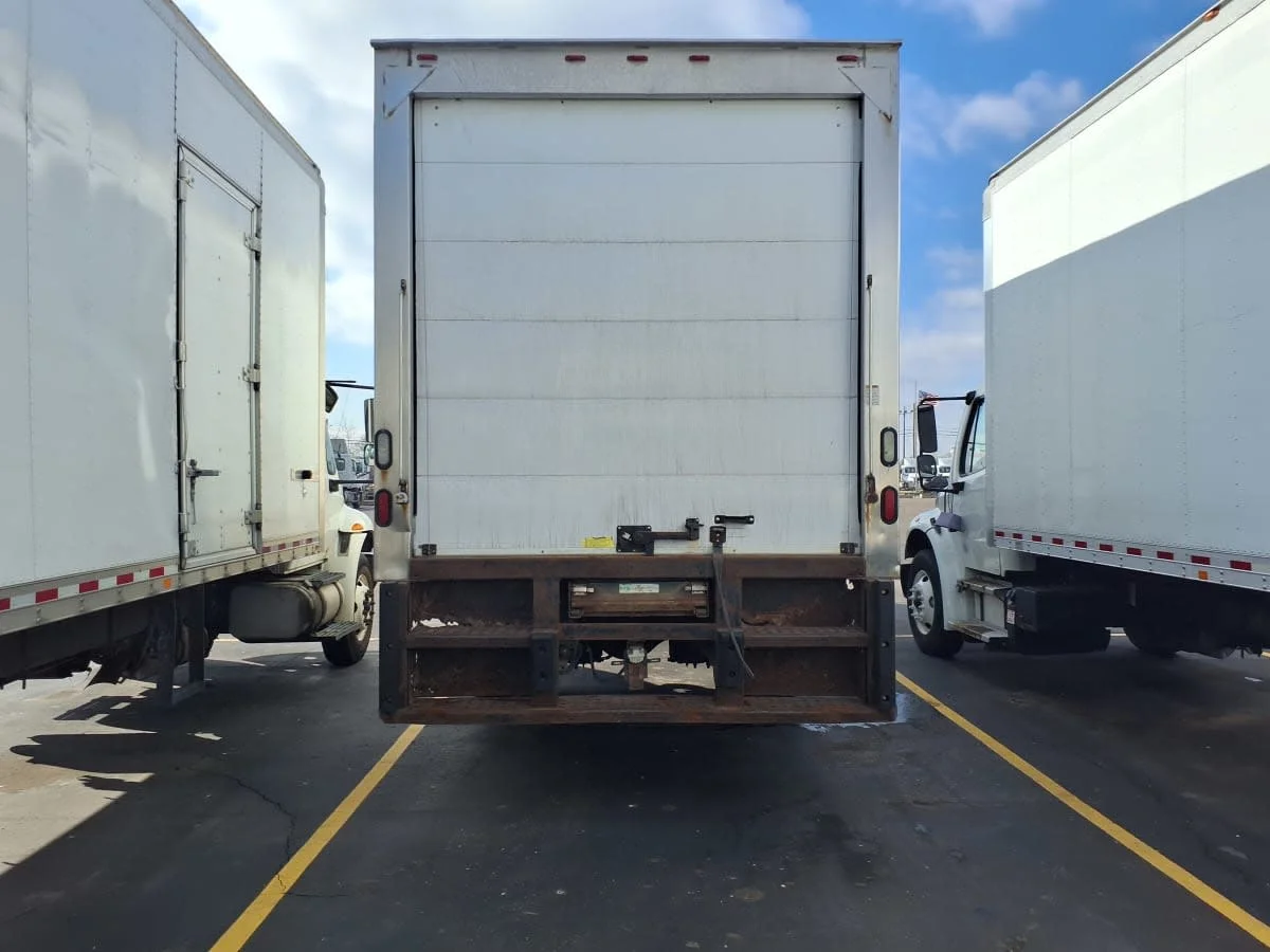 2018 International 4300 - image 5