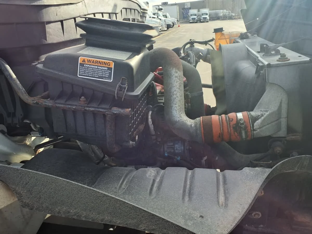 2018 International 4300 in Taylor, MI — photo 16