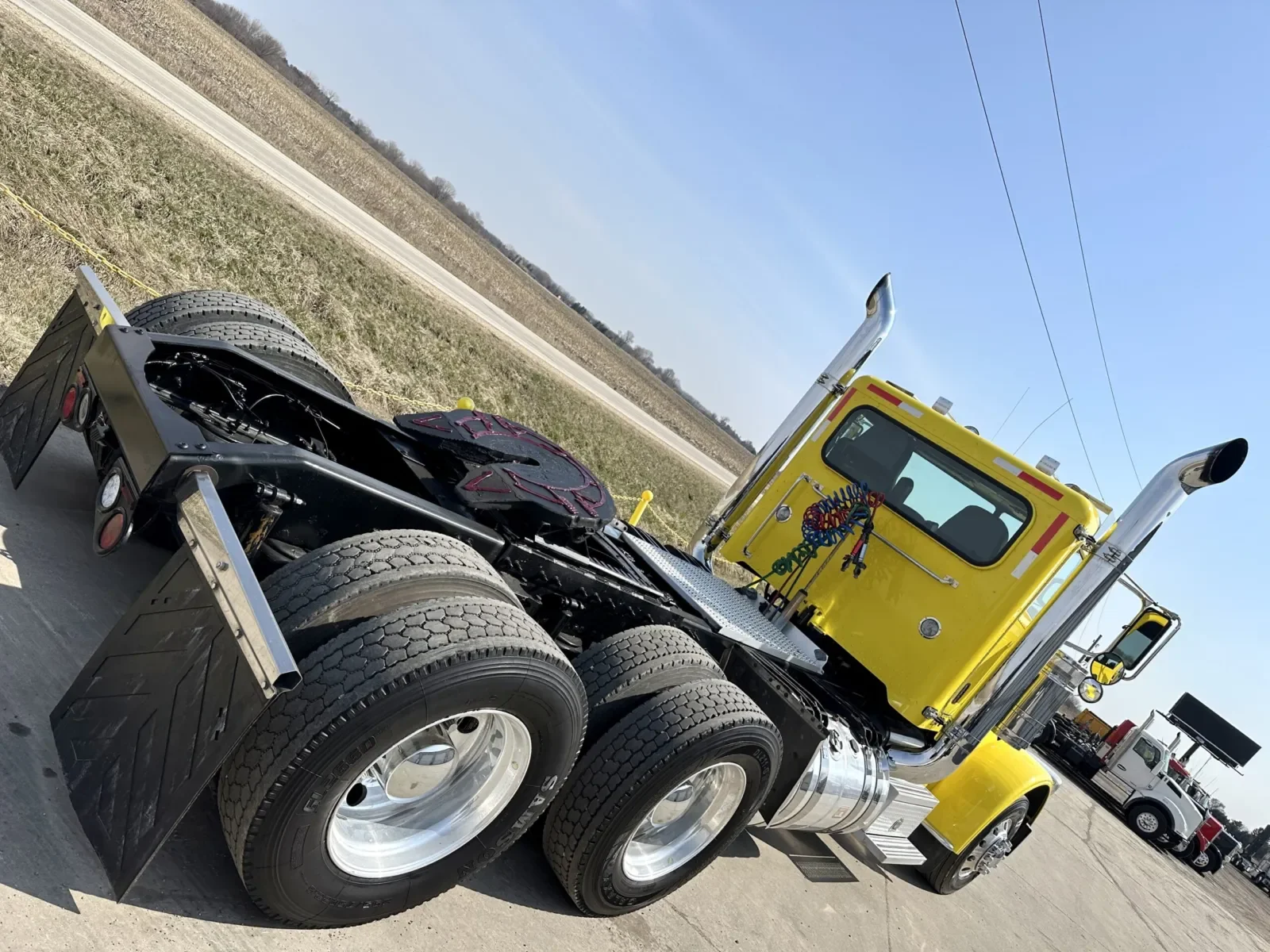 2014 Peterbilt 389 - image 12