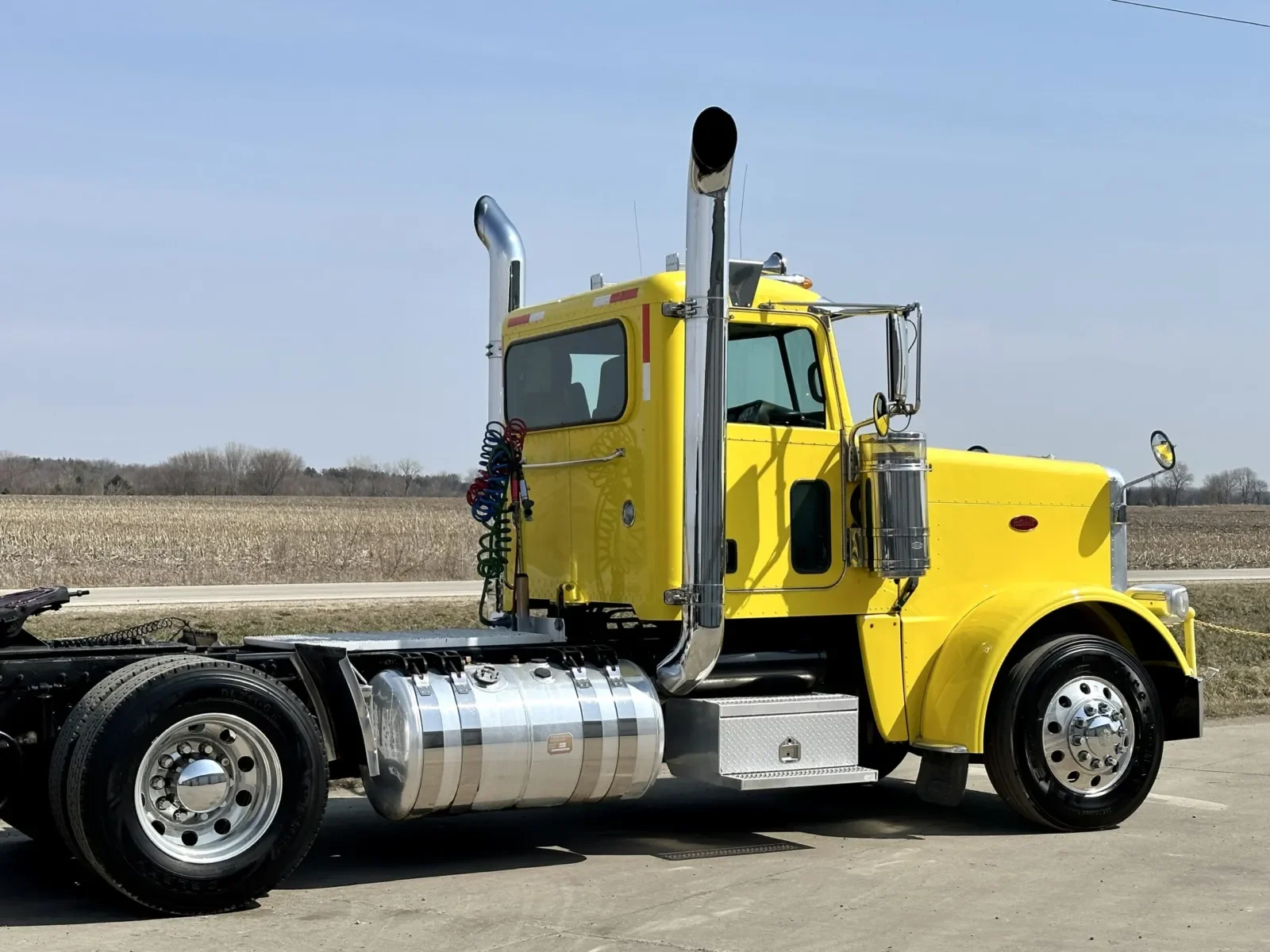 2014 Peterbilt 389 - image 8
