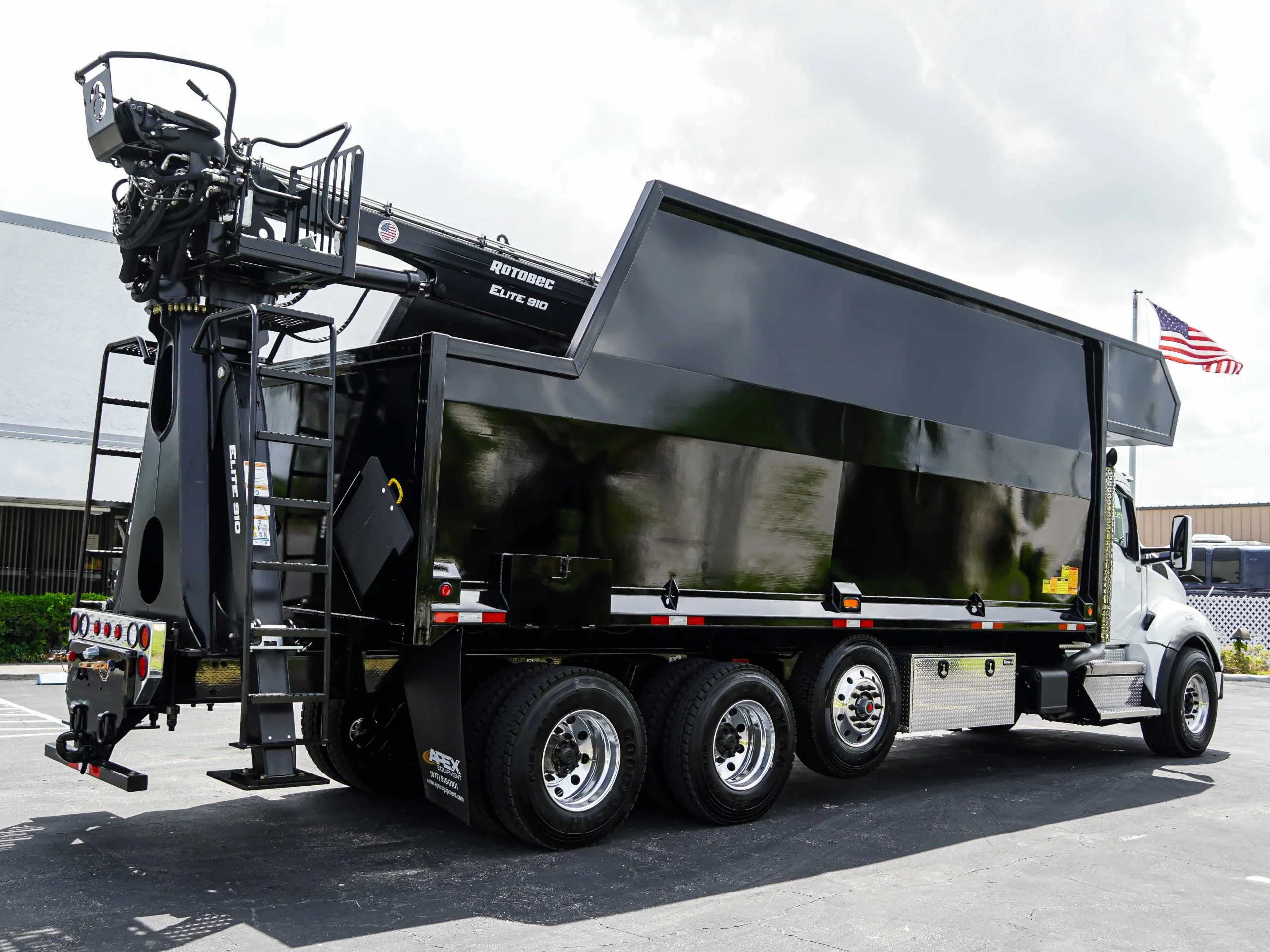 2025 Kenworth T880 — photo 3