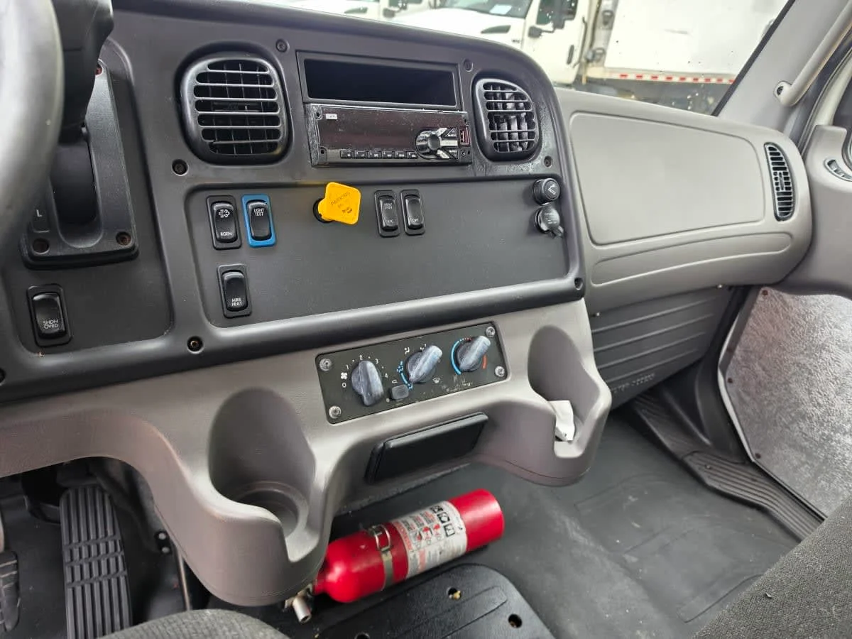 2019 Freightliner M2 106 in Greensboro, NC — photo 9