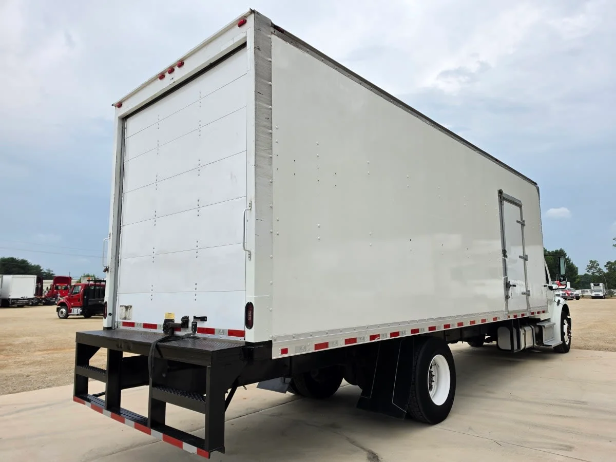 2019 Freightliner M2 106 in Greensboro, NC — photo 4