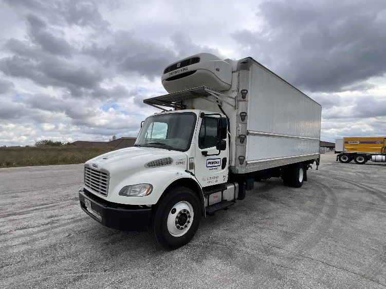 2020 Freightliner M2 106 in Lakeland, FL — photo 3