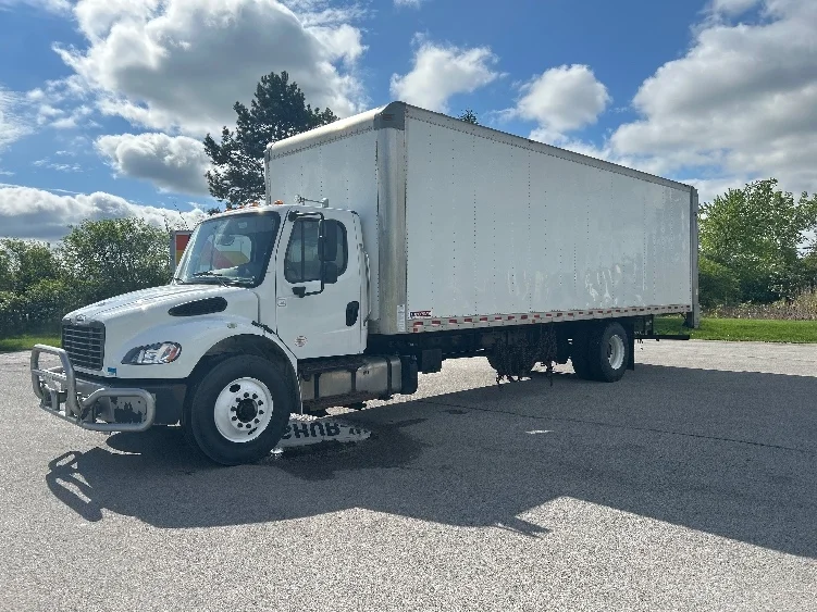 2020 Freightliner M2 106 - image 3