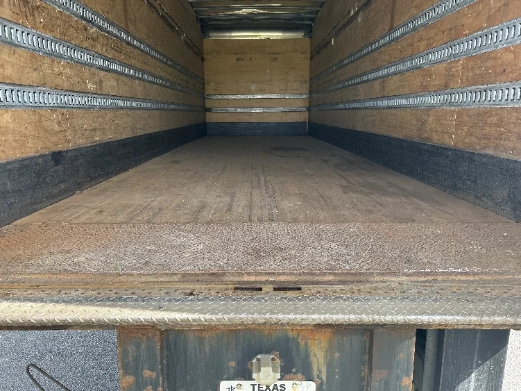 2020 Freightliner M2 106 - image 10