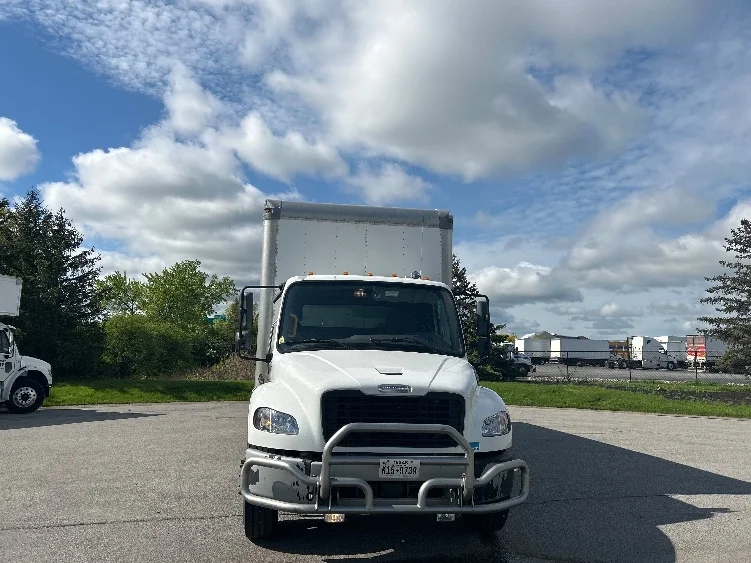 2020 Freightliner M2 106 - image 2