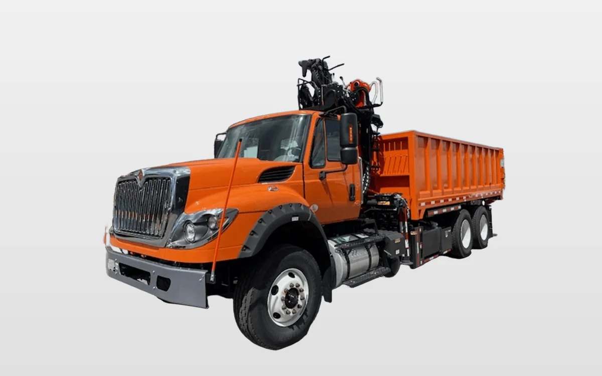 2019 International - image 1