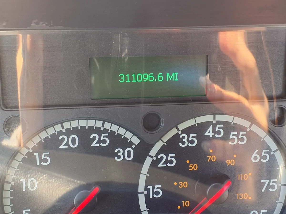 2017 Freightliner Cascadia - image 9