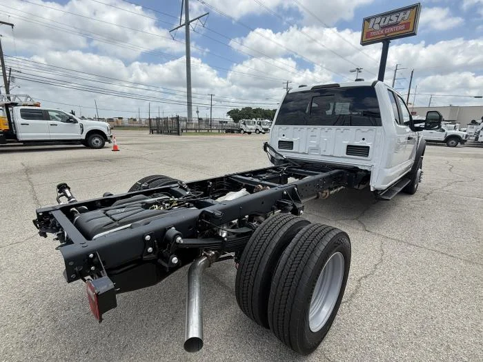 2026 Ford F-550 — photo 6