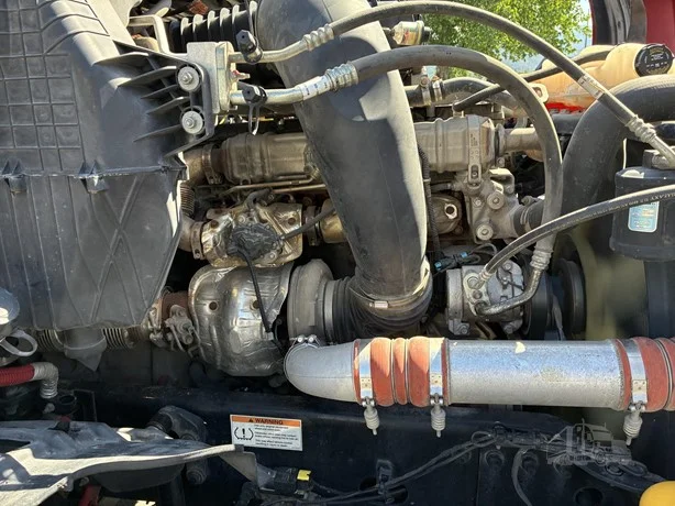 2022 Freightliner Cascadia in Medford, OR — photo 20
