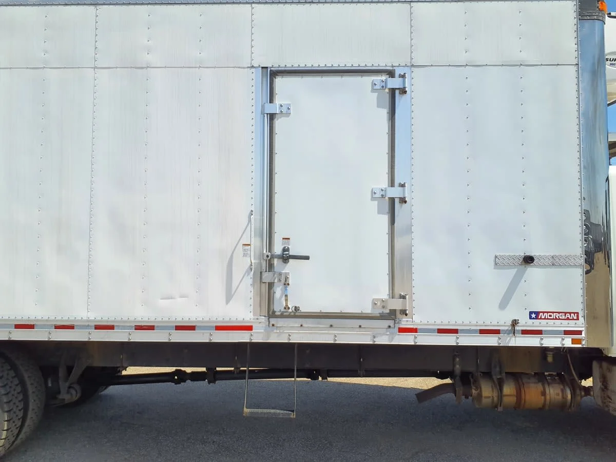 2019 International 4300 - image 18