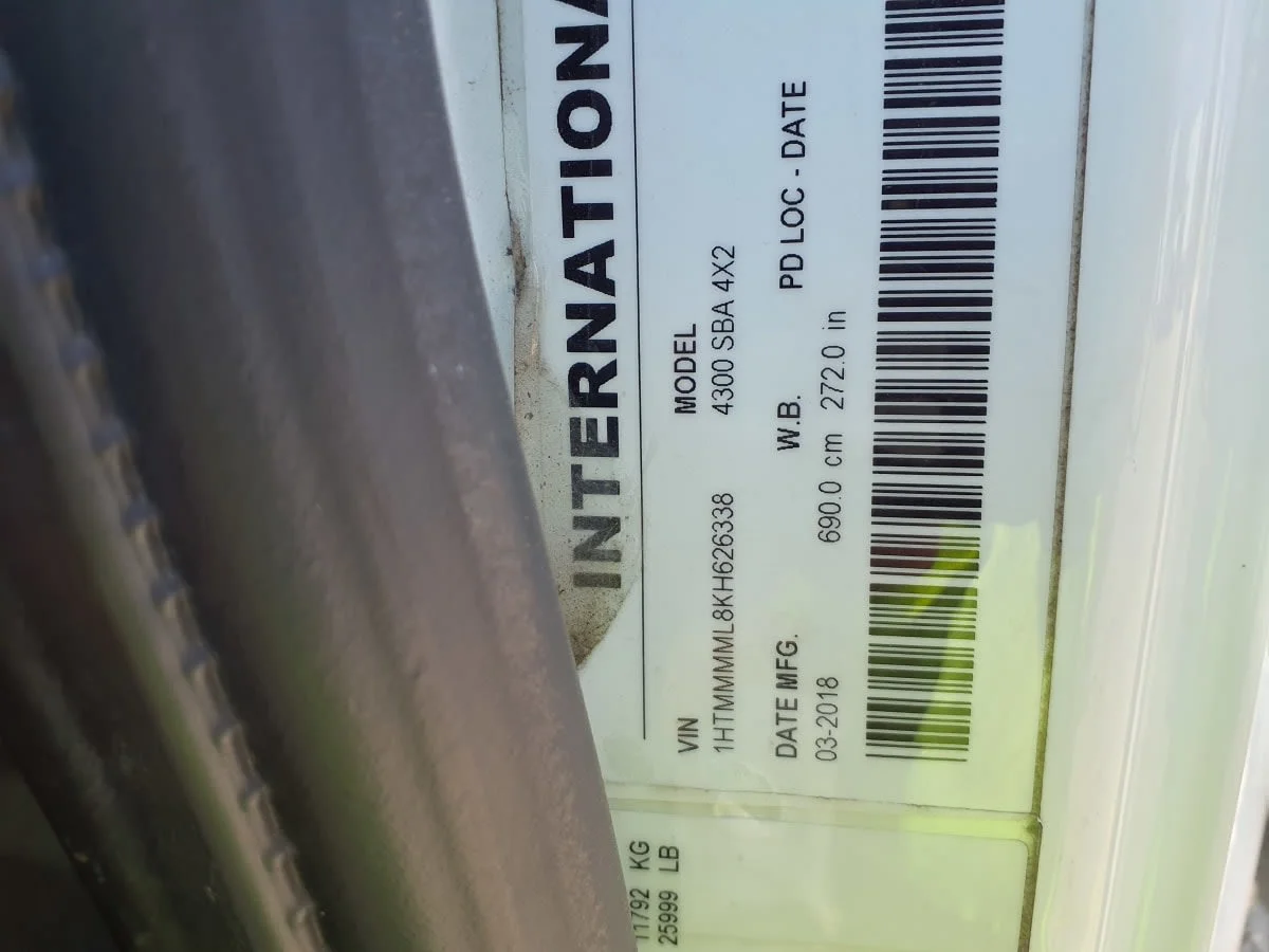 2019 International 4300 - image 20