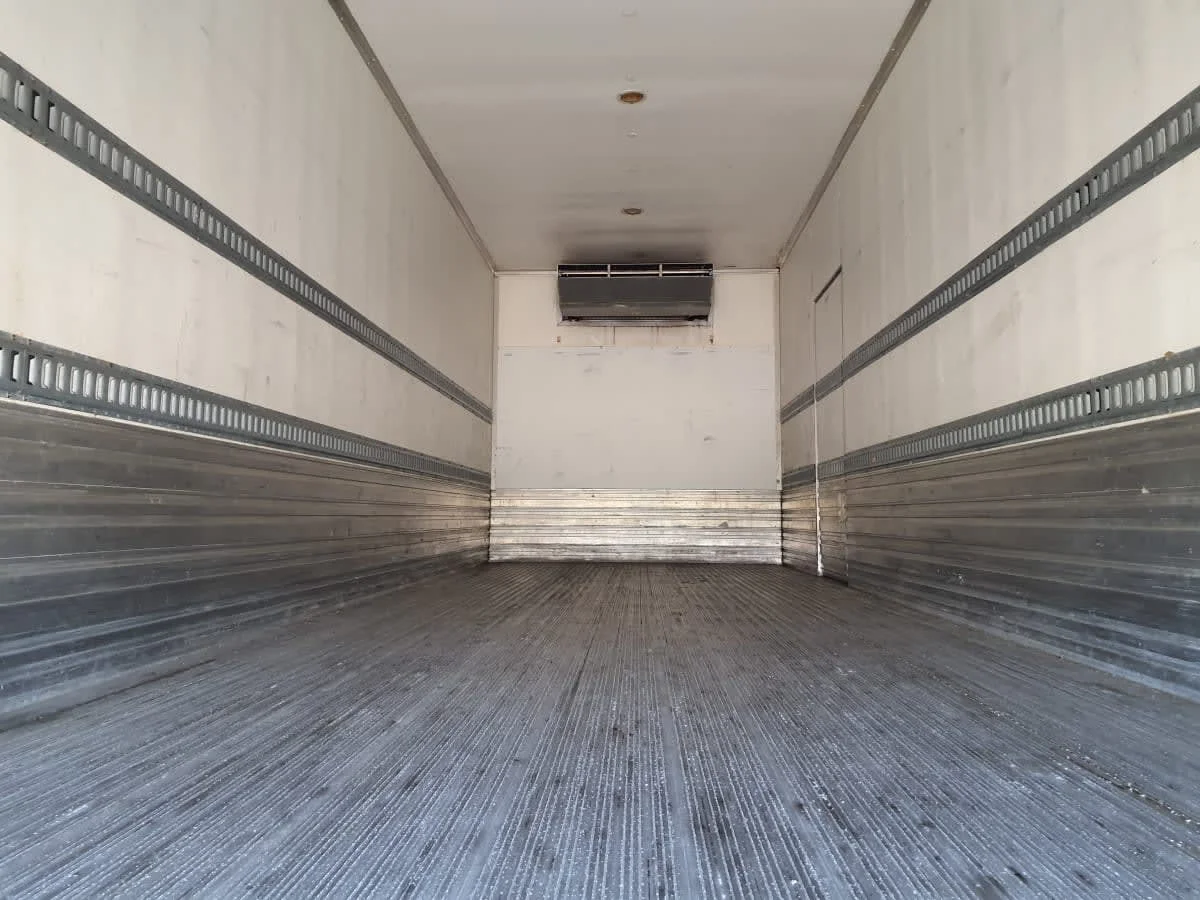 2019 International 4300 - image 9