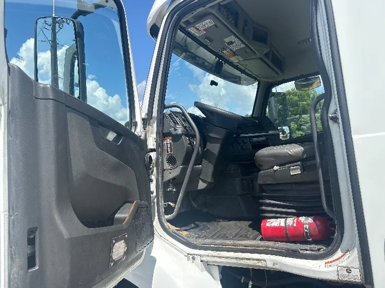 2023 Volvo in Montgomery, AL — photo 8