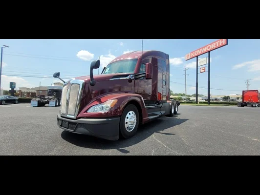 2023 Kenworth T680 in Memphis, TN — photo 2