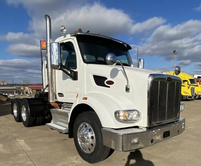 2020 Peterbilt 567 - image 9