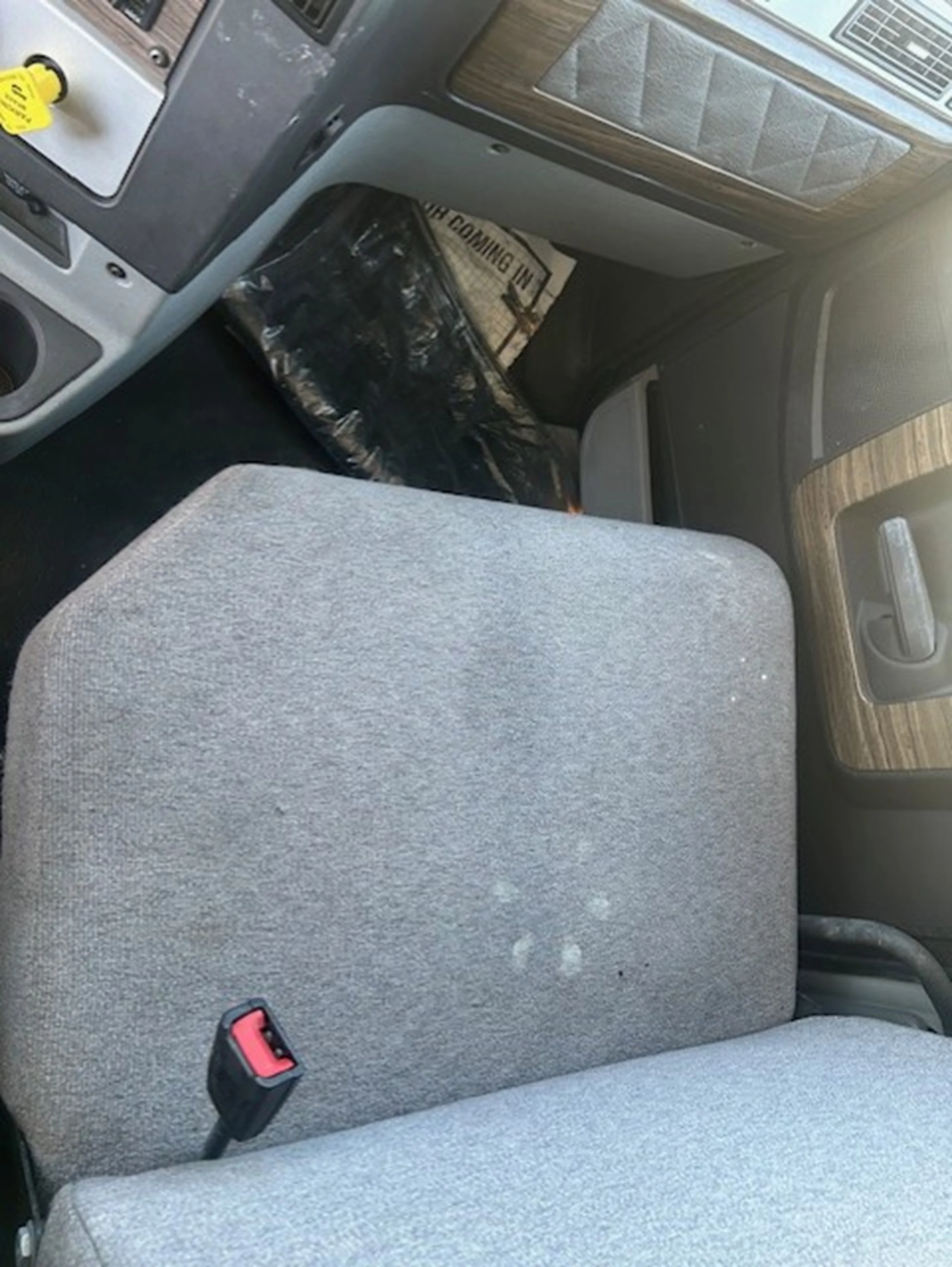 2021 Freightliner 122SD in Fort Worth, TX — photo 18