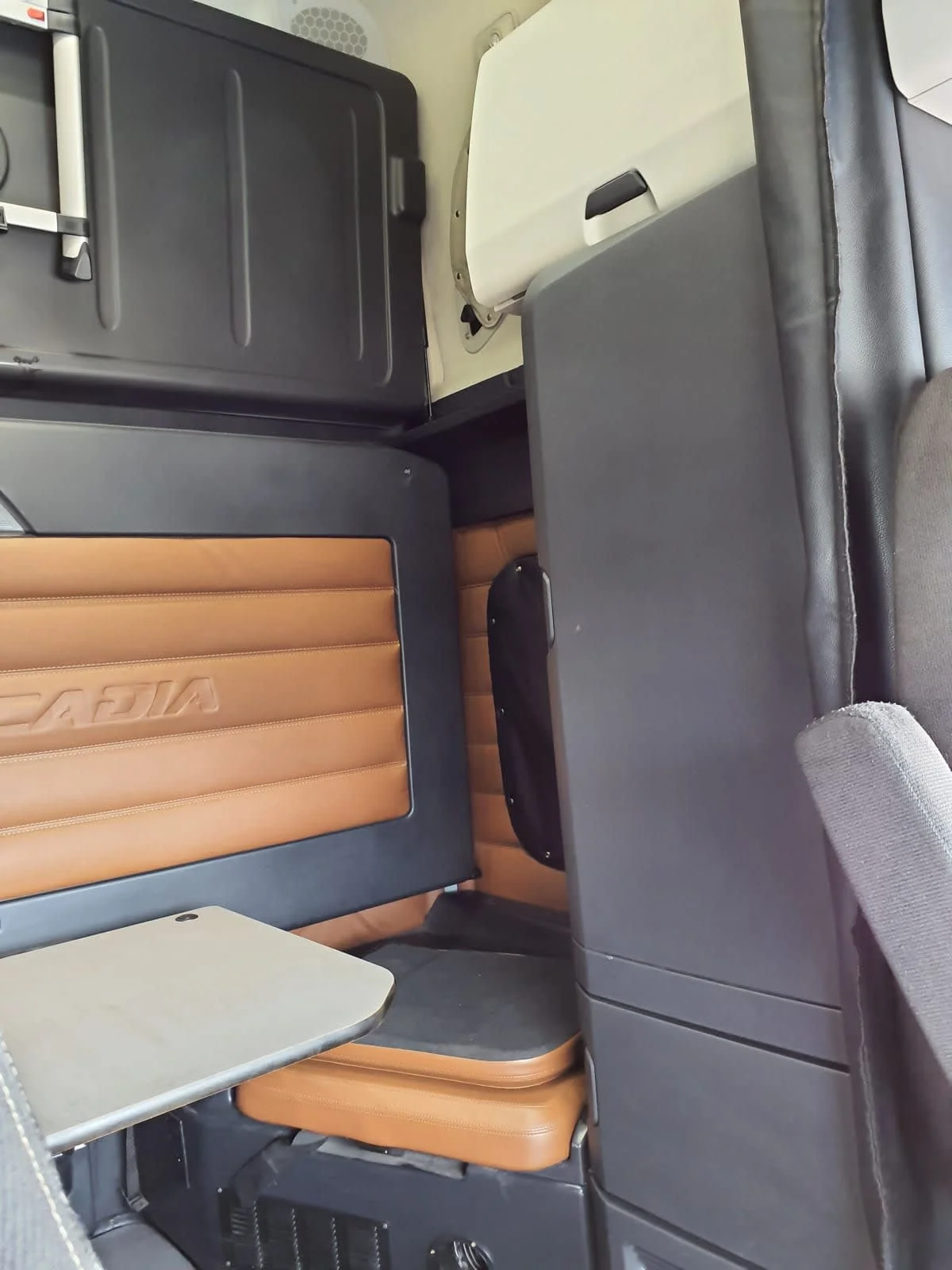 2020 Freightliner Cascadia in Oak Creek, WI — photo 15