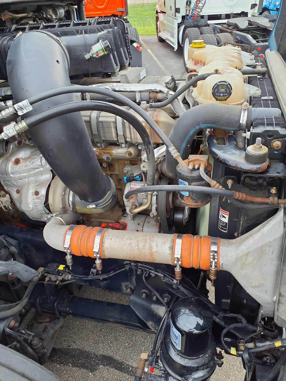 2020 Freightliner Cascadia in Oak Creek, WI — photo 17