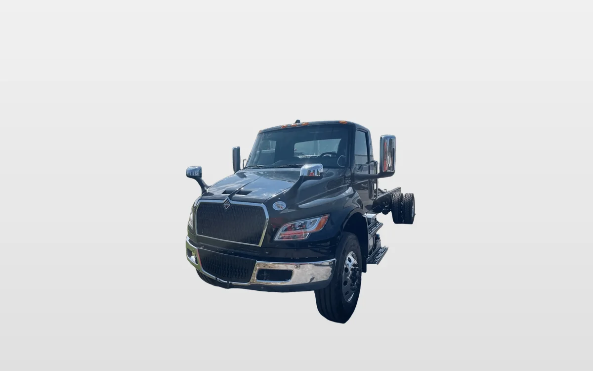 2025 International MV - image 1