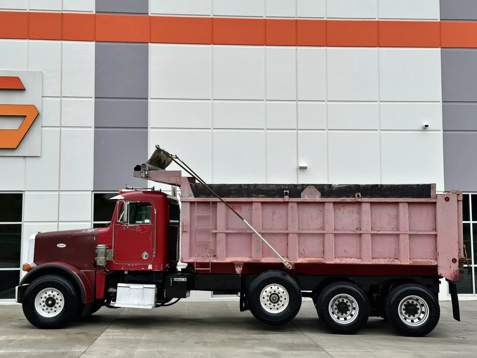 1996 Peterbilt in Greer, SC — photo 5