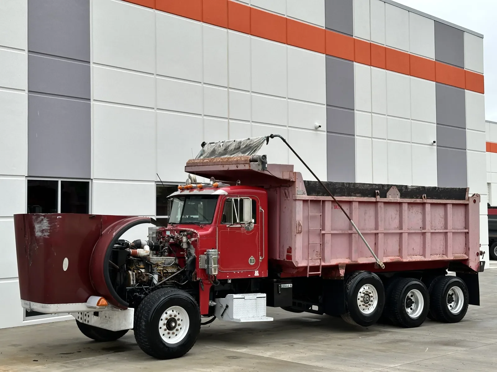 1996 Peterbilt in Greer, SC — photo 11