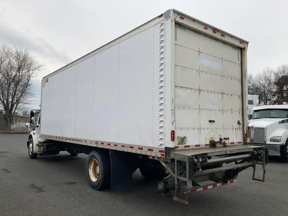 2019 Freightliner M2 106 - image 6