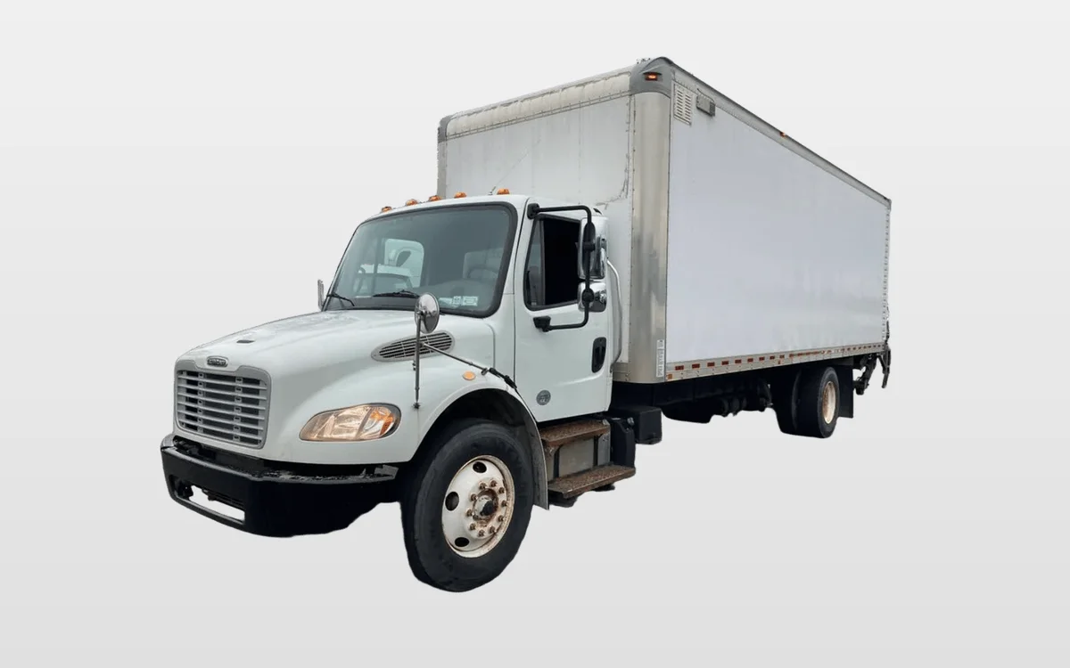 2019 Freightliner M2 106 - image 1