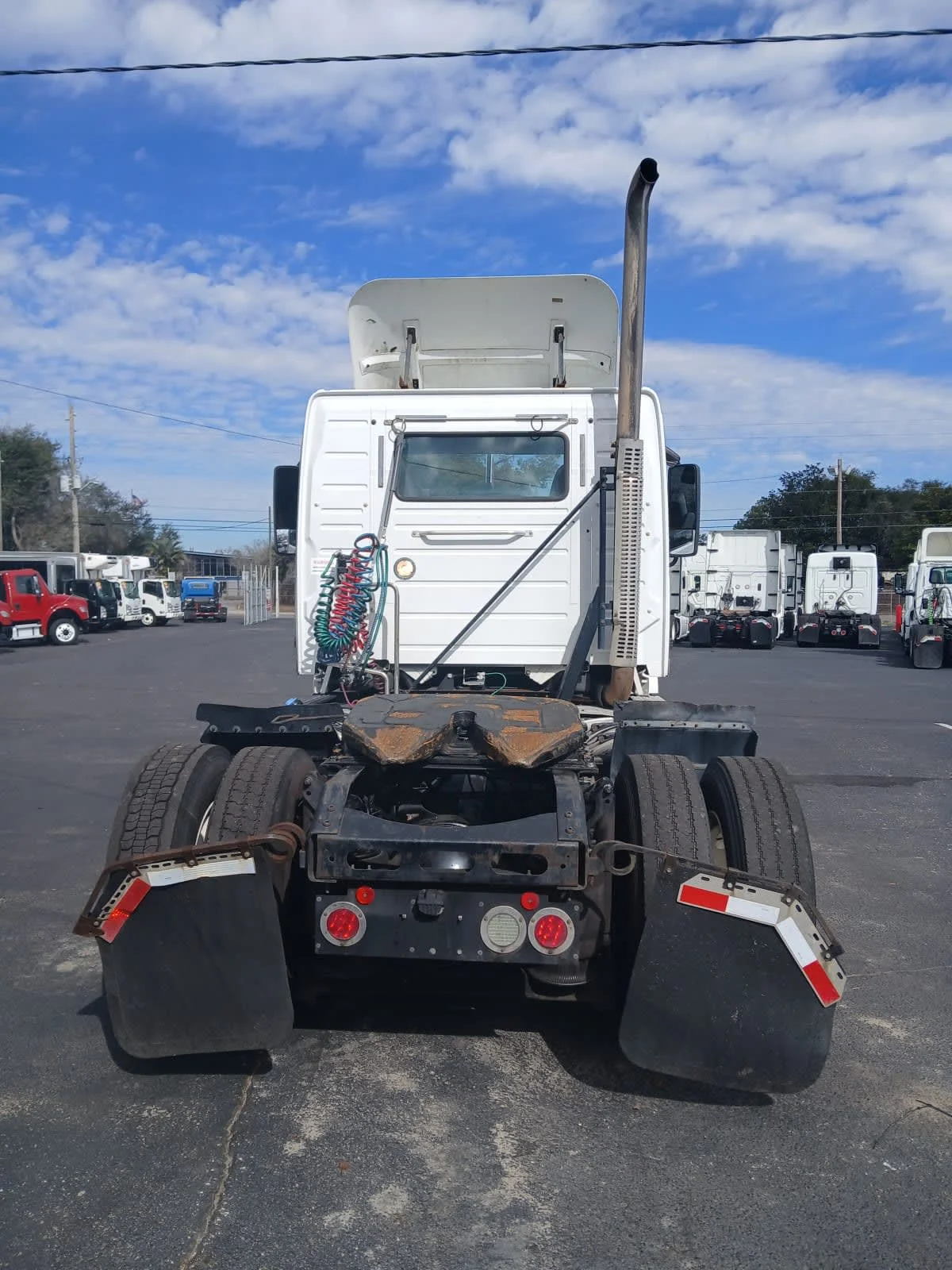 2016 Volvo VNL 860 in Jacksonville, FL — photo 5