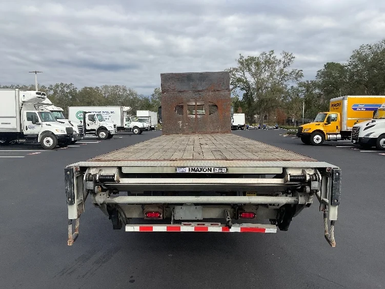 2019 Freightliner M2 106 - image 7
