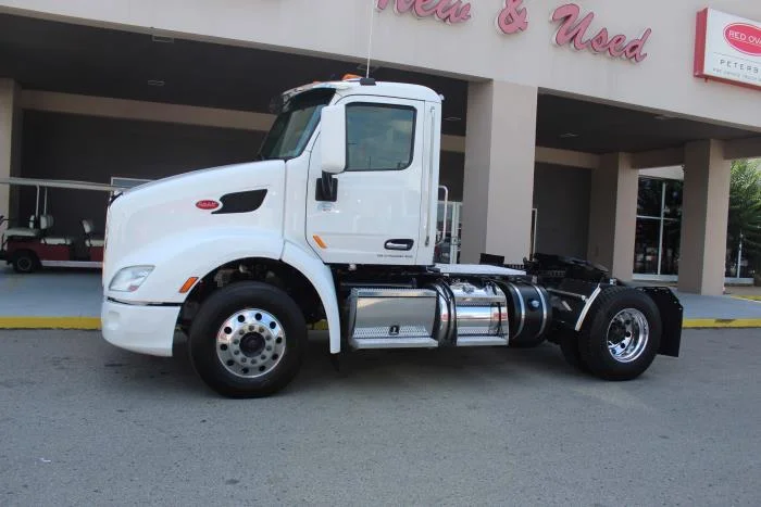 2021 Peterbilt 579 — photo 4
