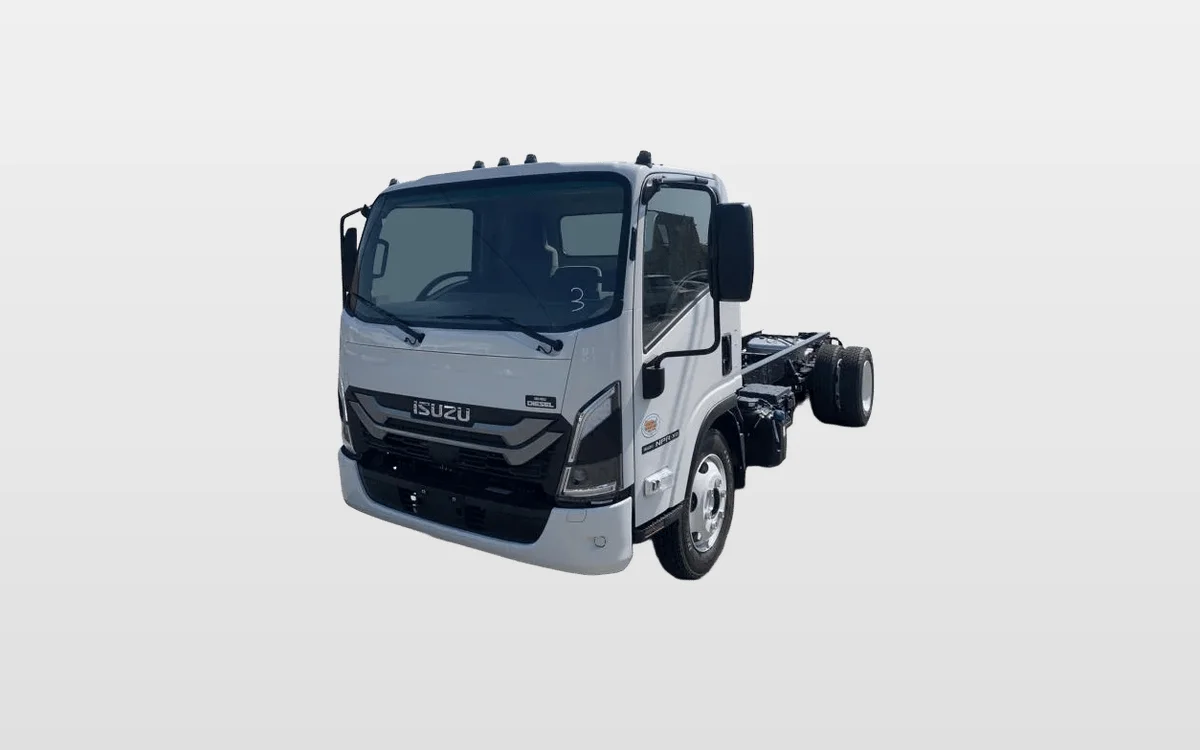 2025 Isuzu NPR - image 1