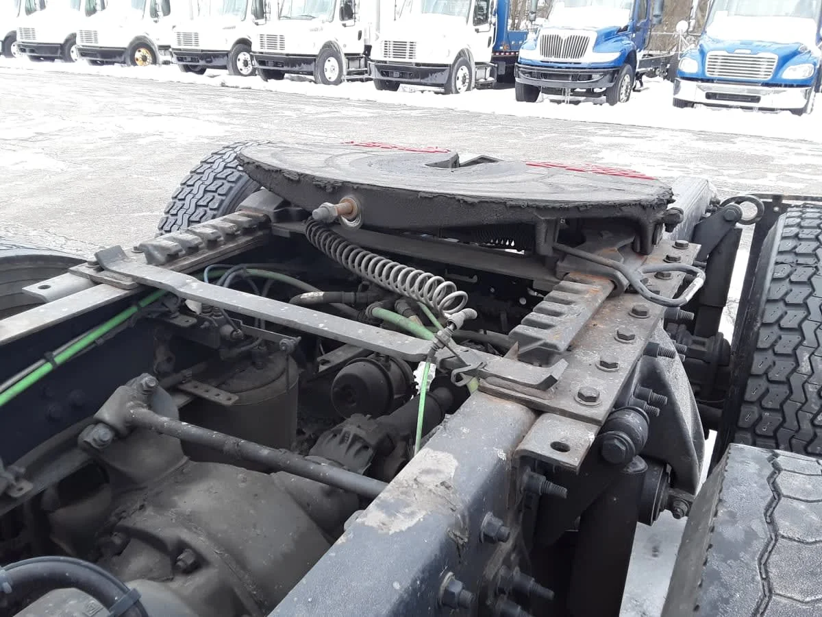 2021 Freightliner Cascadia in Hilliard, OH — photo 16