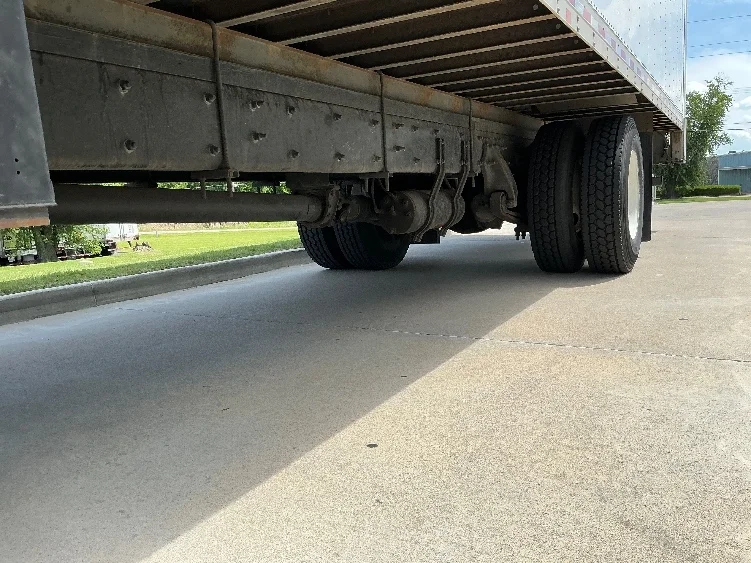 2020 Freightliner eM2 in Kansas City, MO — photo 5