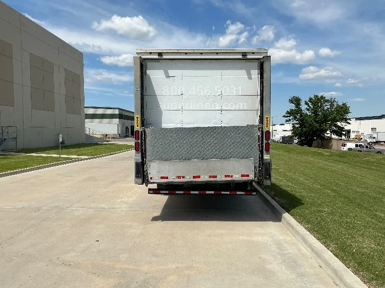2020 Freightliner eM2 in Kansas City, MO — photo 7