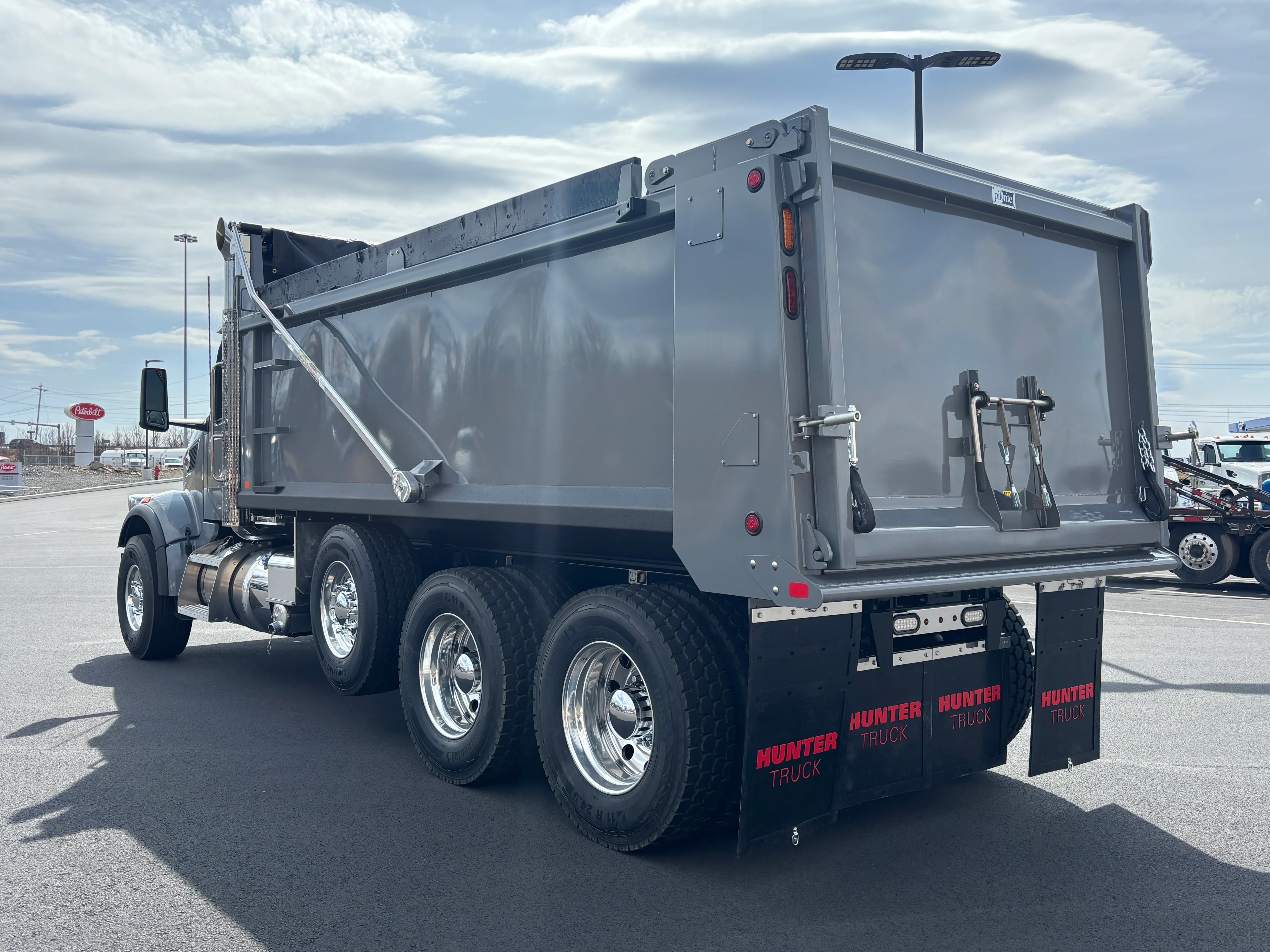 2027 Peterbilt 567 in SCRANTON, PA — photo 3