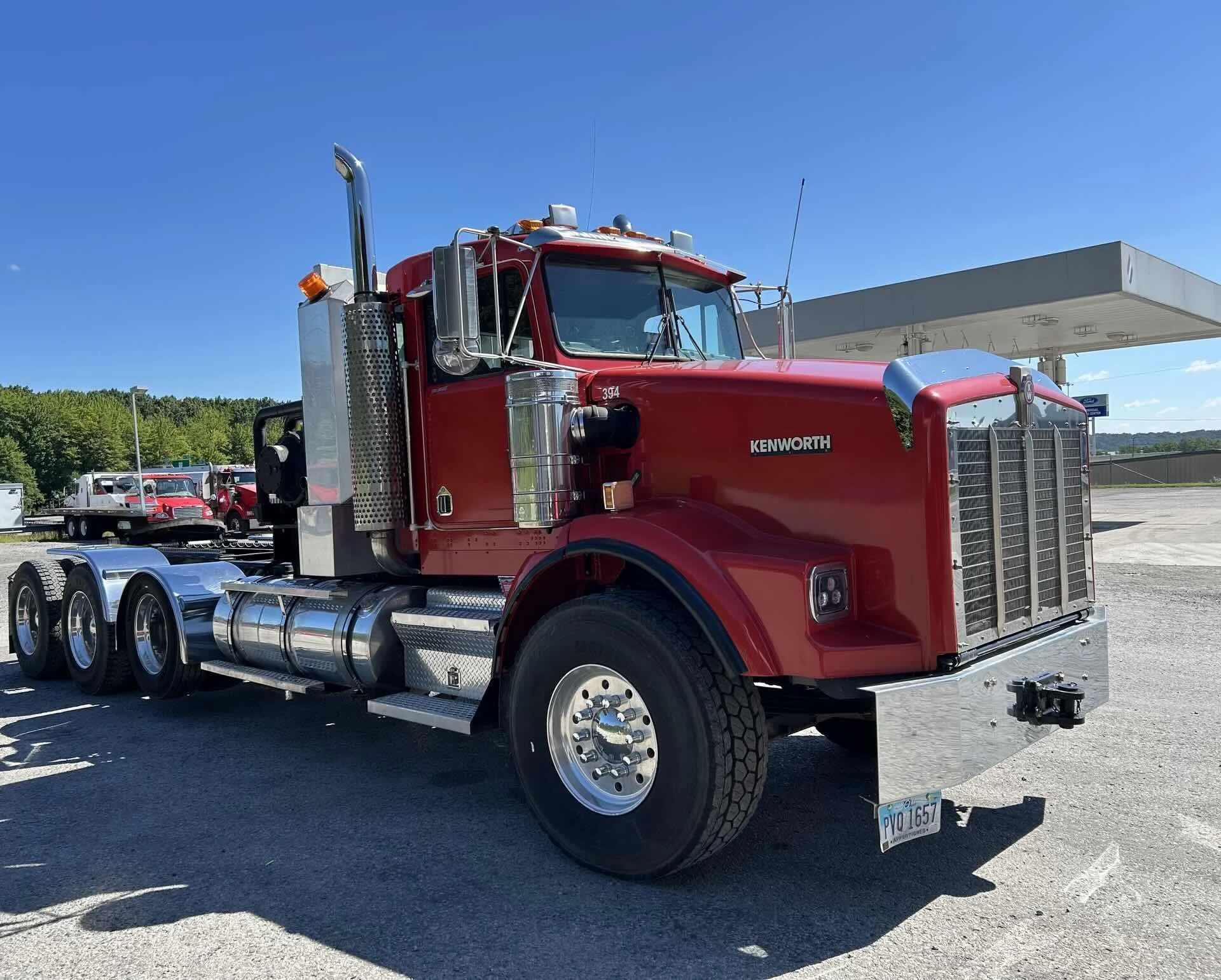 2005 Kenworth in Youngstown, OH — photo 2