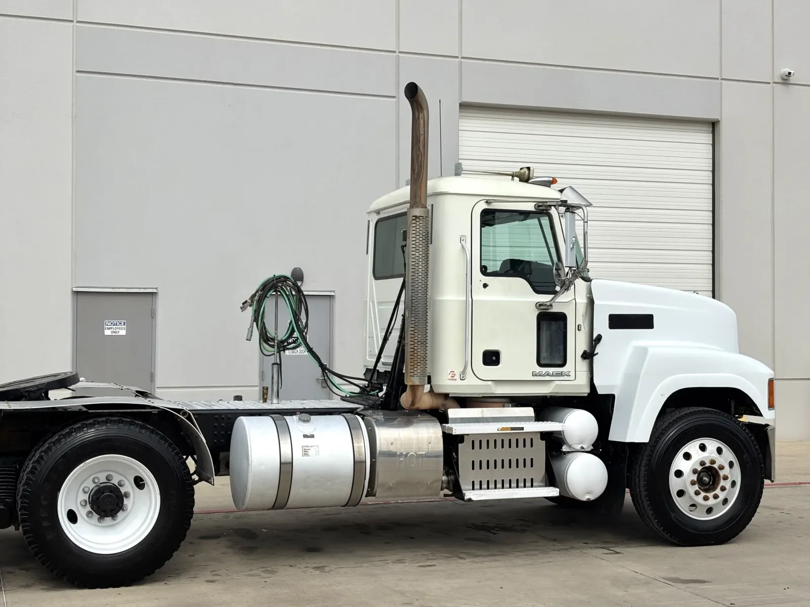 2016 Mack Pinnacle in Hutchins, TX — photo 7