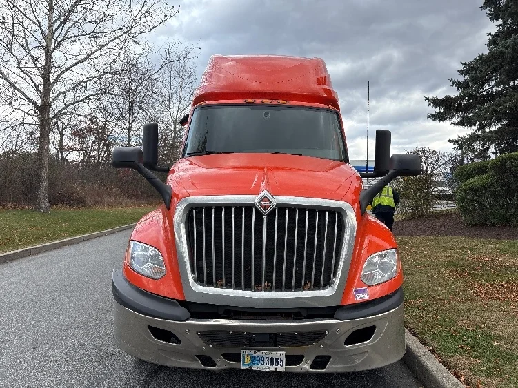 2021 International LT in Hagerstown, MD — photo 2
