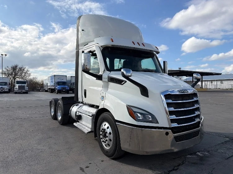 2021 Freightliner Cascadia