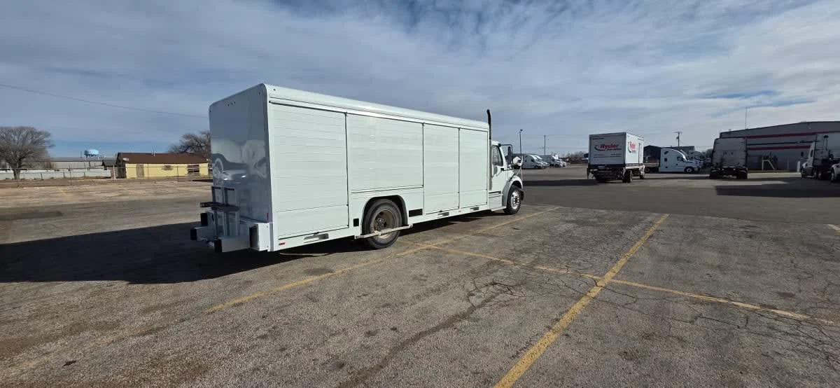 2020 Freightliner M2 106 in Commerce City, CO — photo 4