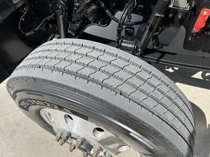 2020 Peterbilt 567 - image 19