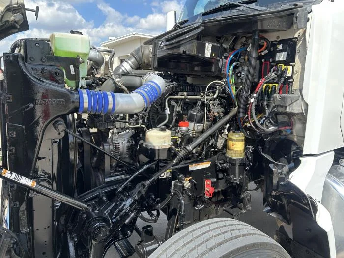 2020 Peterbilt 567 - image 17