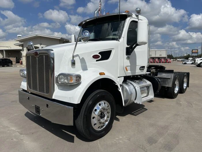 2020 Peterbilt 567 - image 2