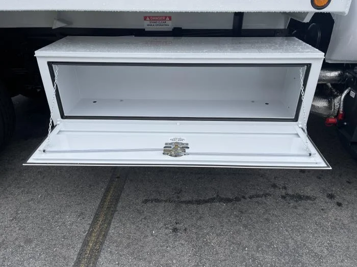 2026 Ford F-750 — photo 11