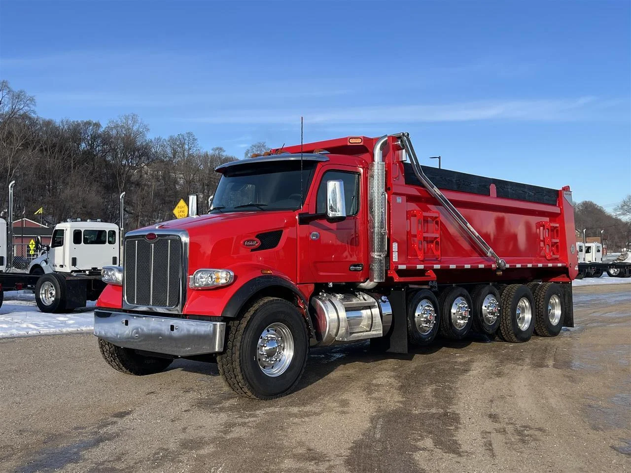2026 Peterbilt 567 in Rochester, MN — photo 12