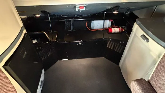 2022 Peterbilt 579 - image 23